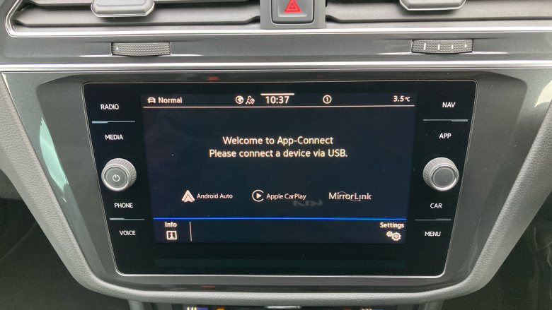 Volkswagen Tiguan 2.0 TDI 4Motion R-Line 5dr DSG Diesel Estate